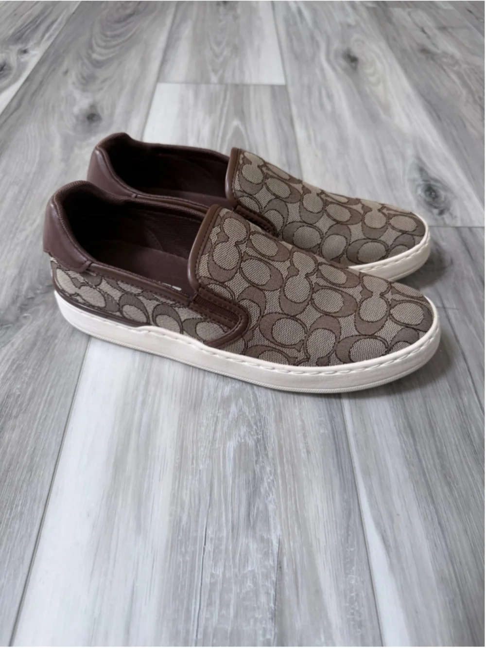 Coach Wells C4393 Signature Jacquard Slip On Sneakers Khaki Saddle Women’s 9